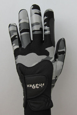 Camouflage golf gloves